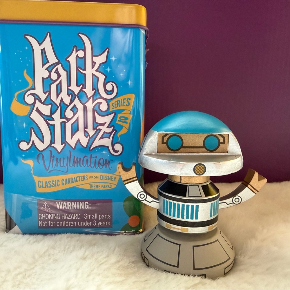 Disney Park Starz Series 2 Vinylmation - Rex 24 from Star Tours